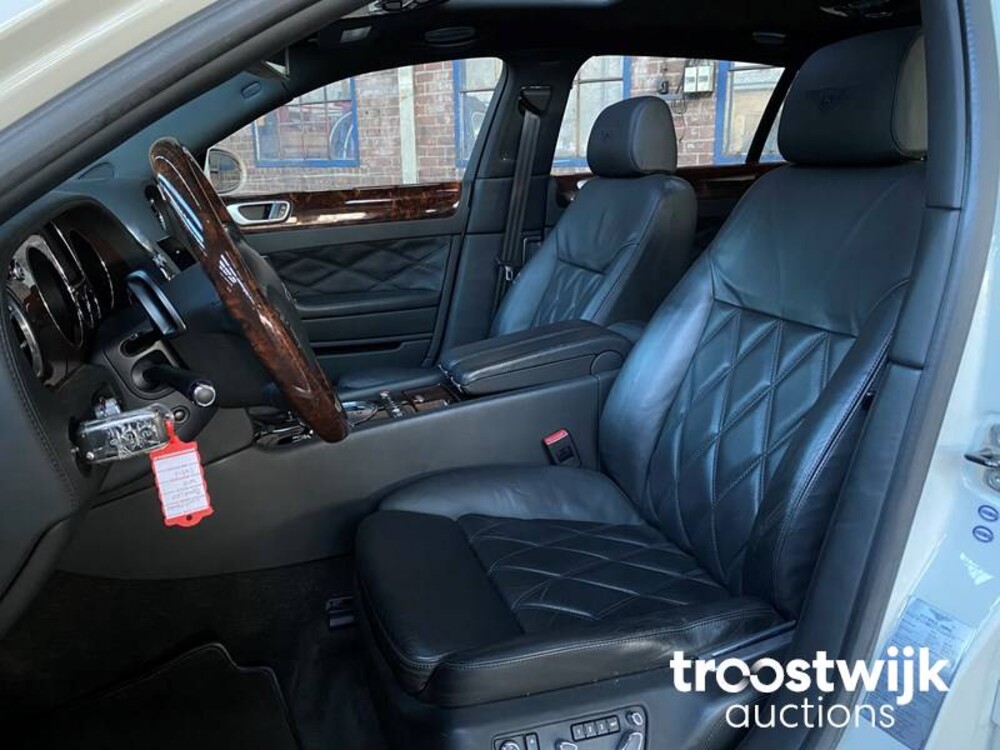 Bentley Continental Flying Spur 6.0 W12 Auto