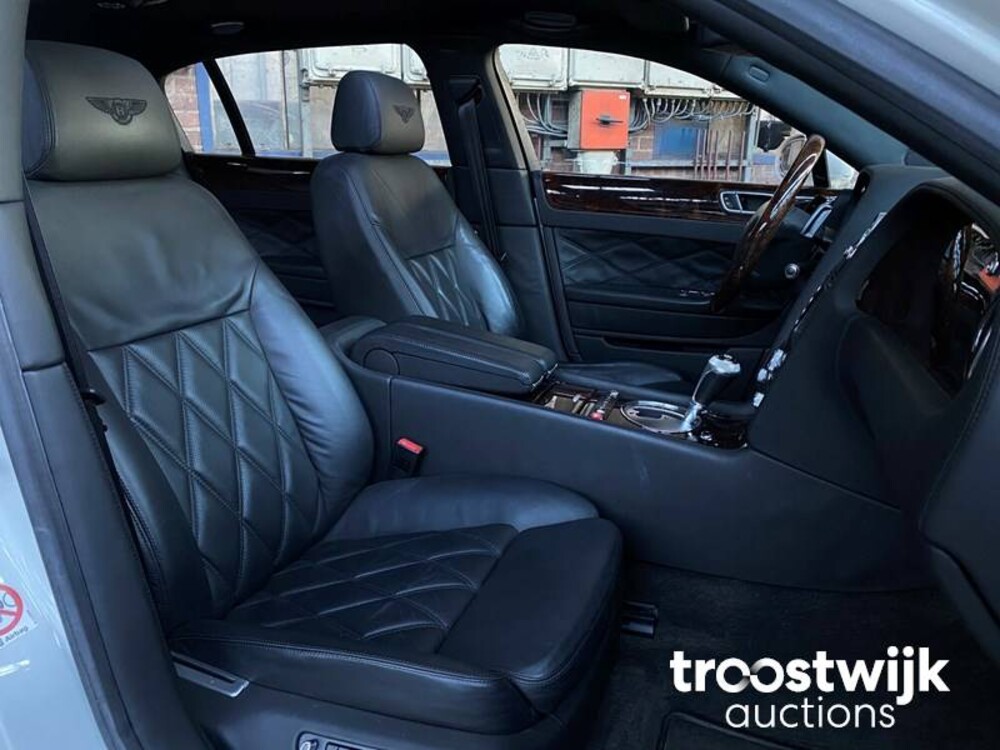 Bentley Continental Flying Spur 6.0 W12 Auto