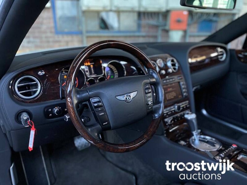 Bentley Continental Flying Spur 6.0 W12 Auto