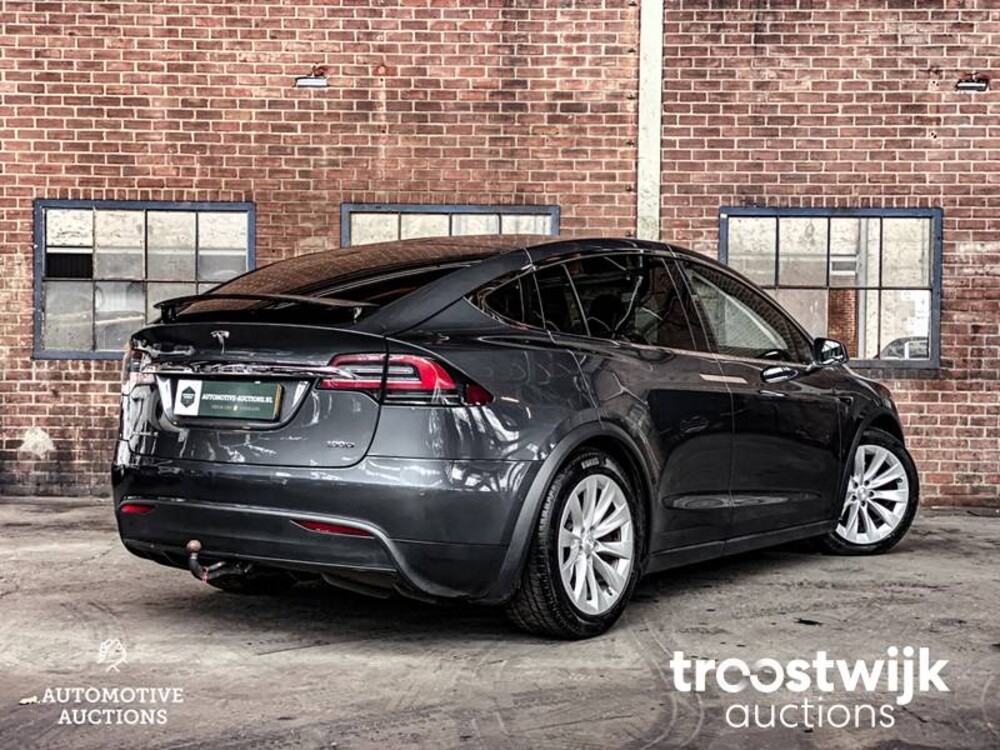 Tesla Model X 100D Auto