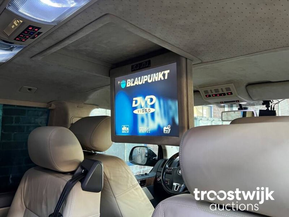 Volkswagen Transporter Luxe Multivan VIP TDI L1H1 Highline Auto