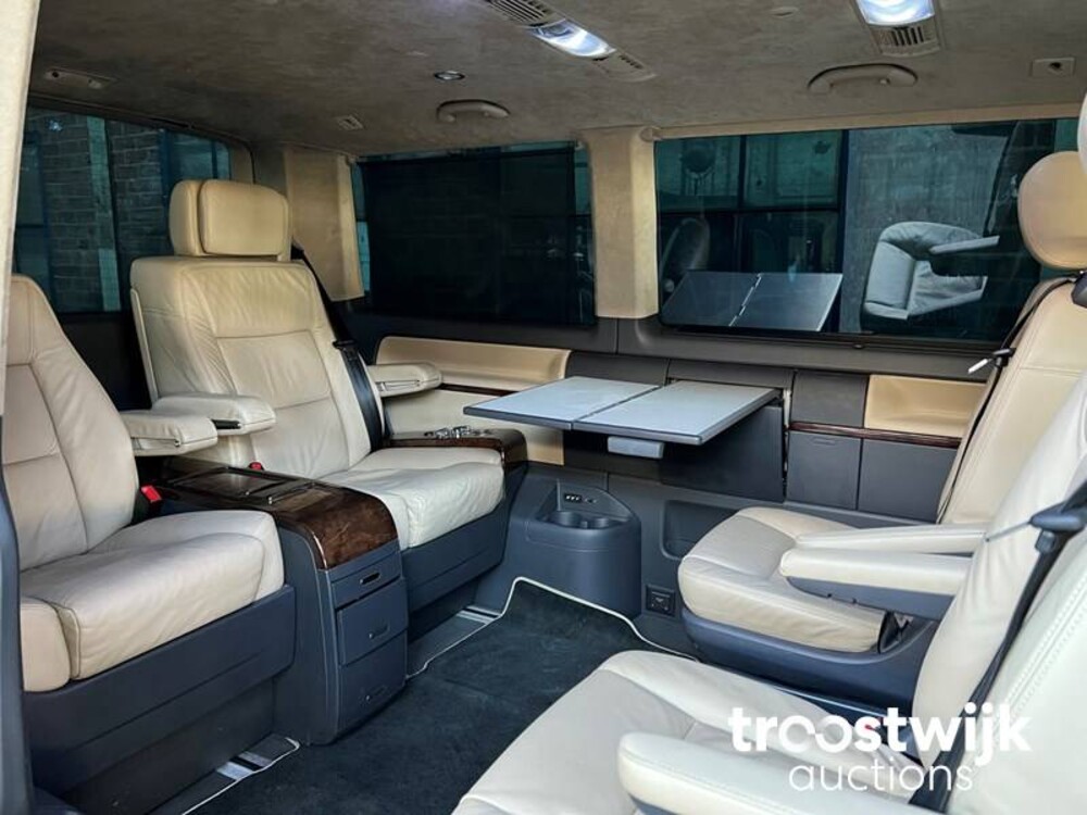 Volkswagen Transporter Luxe Multivan VIP TDI L1H1 Highline Auto