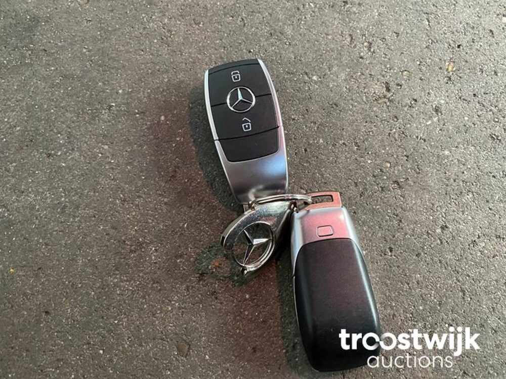 Mercedes-Benz A180 Business Solution AMG Night Upgrade Auto