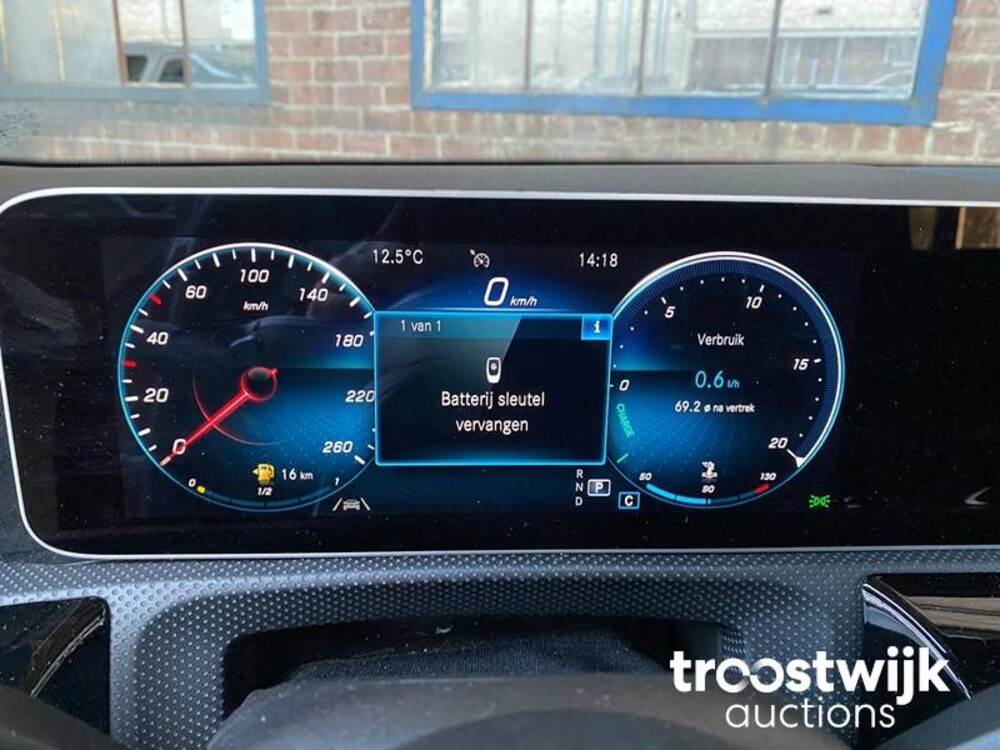 Mercedes-Benz A180 Business Solution AMG Night Upgrade A-Klasse 136pk 2019, XS-253-H