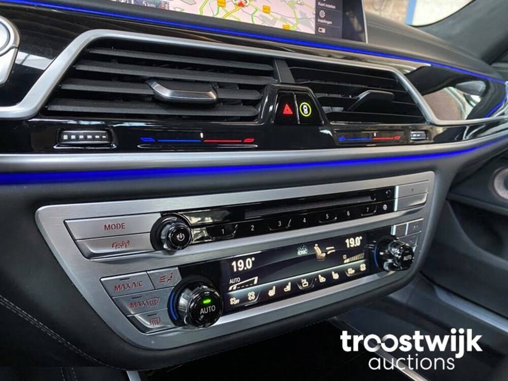 BMW M760Li xDrive High Executive Auto