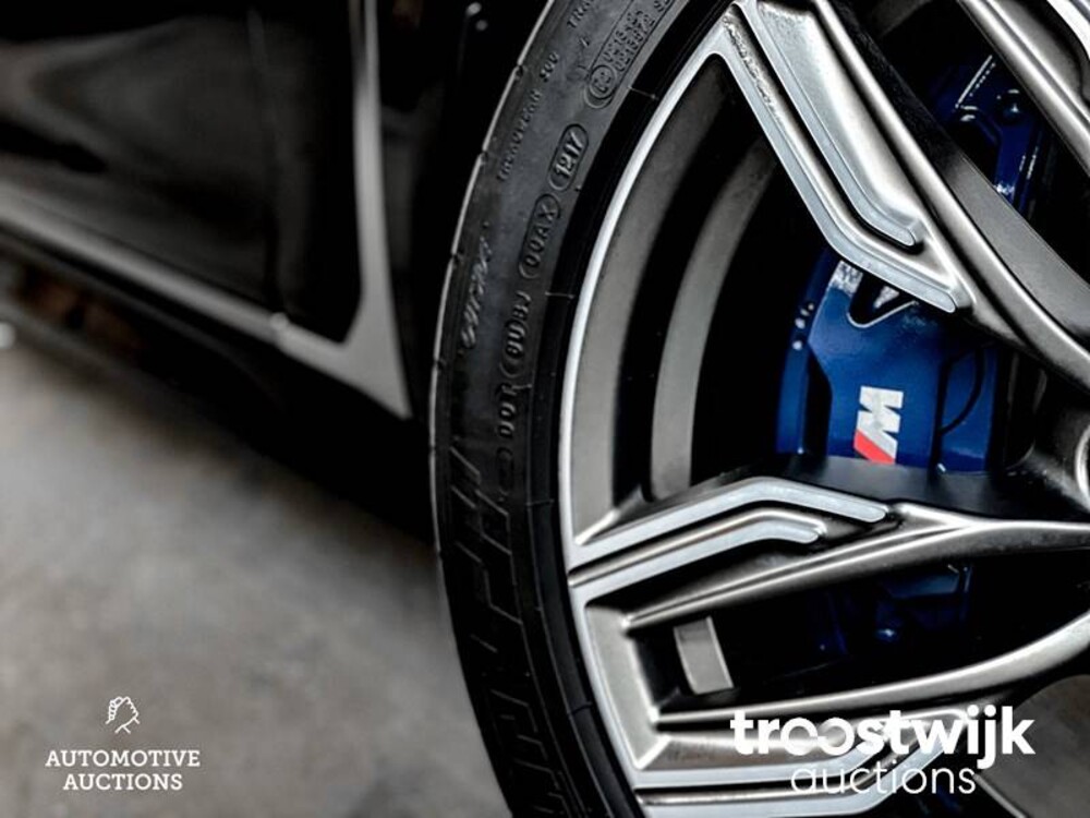 BMW M760Li xDrive High Executive Auto