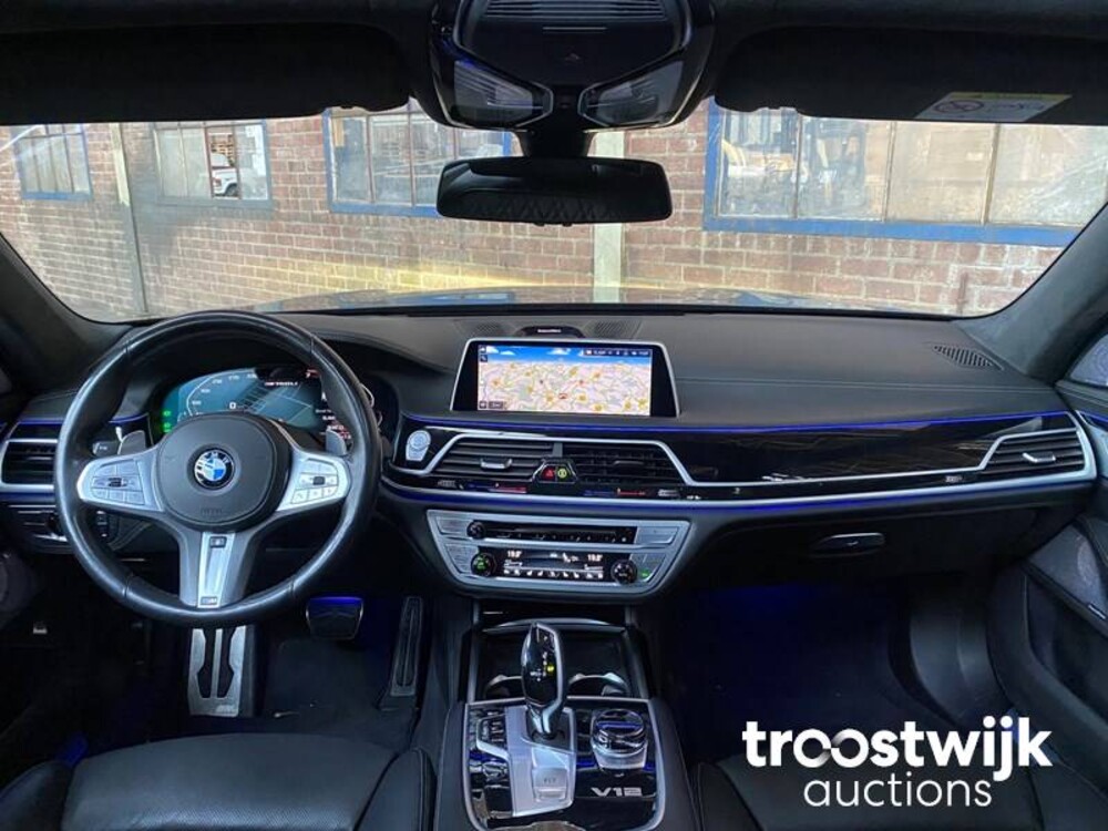 BMW M760Li xDrive High Executive Auto