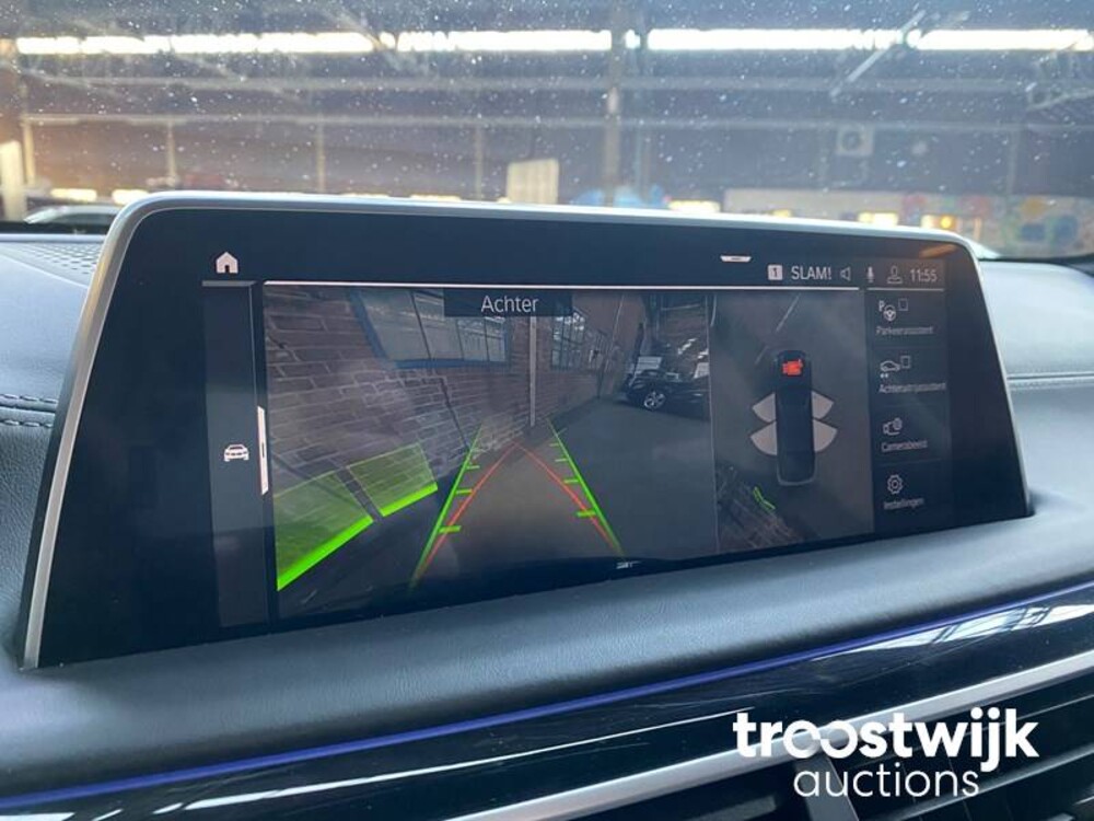 BMW M760Li xDrive High Executive Auto