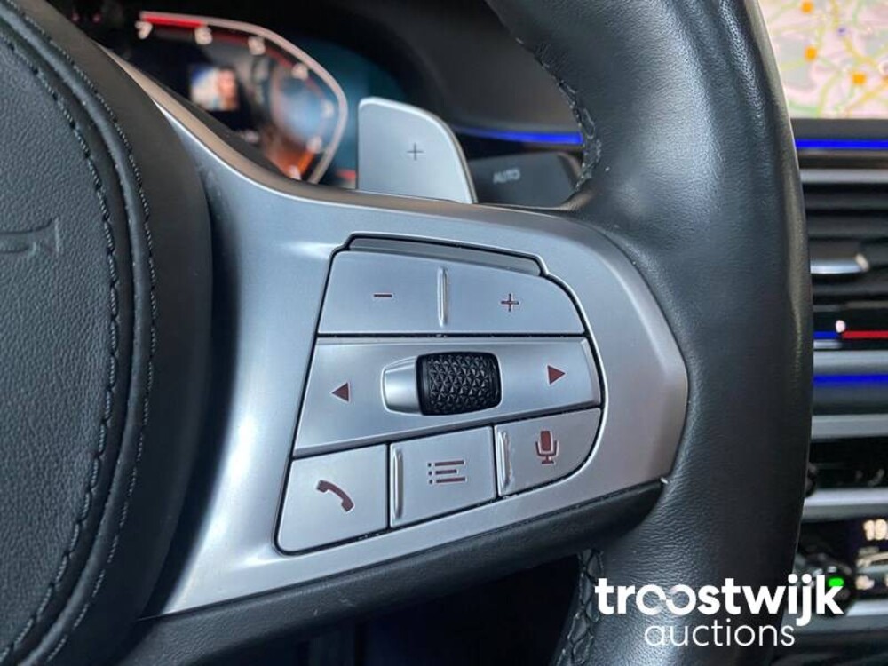 BMW M760Li xDrive High Executive Auto