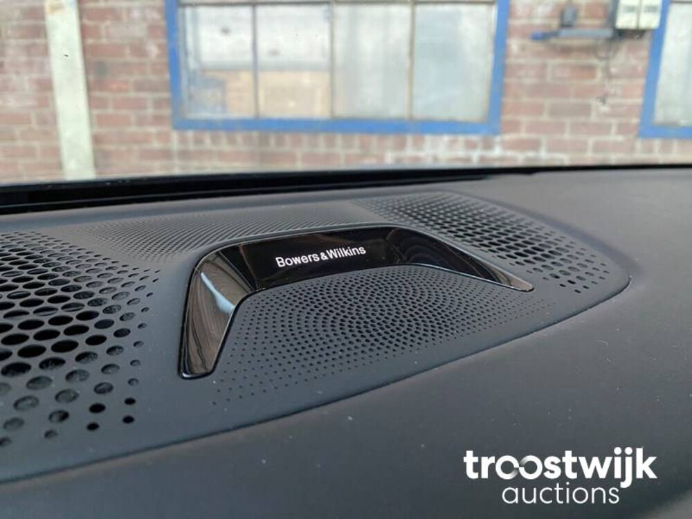 BMW M760Li xDrive High Executive Auto