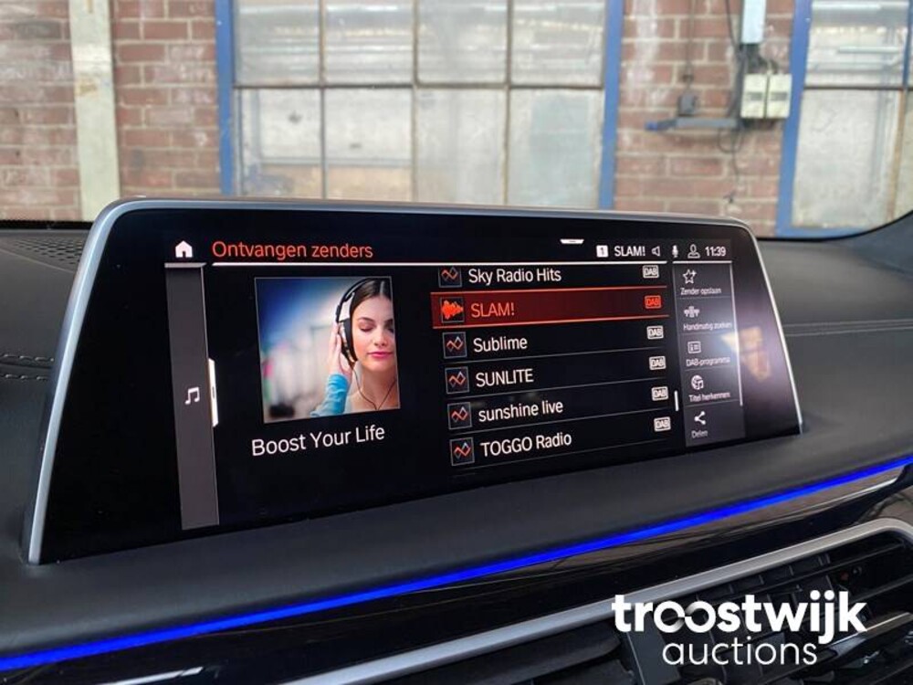 BMW M760Li xDrive High Executive Auto