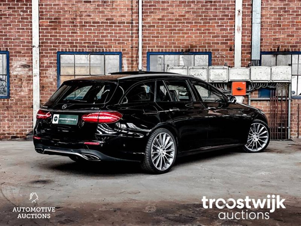 Mercedes-Benz E43 Estate AMG 4Matic Premium Plus Auto
