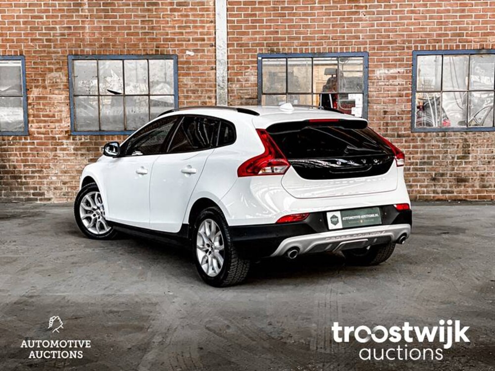 Volvo V40 Cross Country 2.0 D2 Edition FACELIFT -Orig. NL- 120pk 2018, TF-329-T
