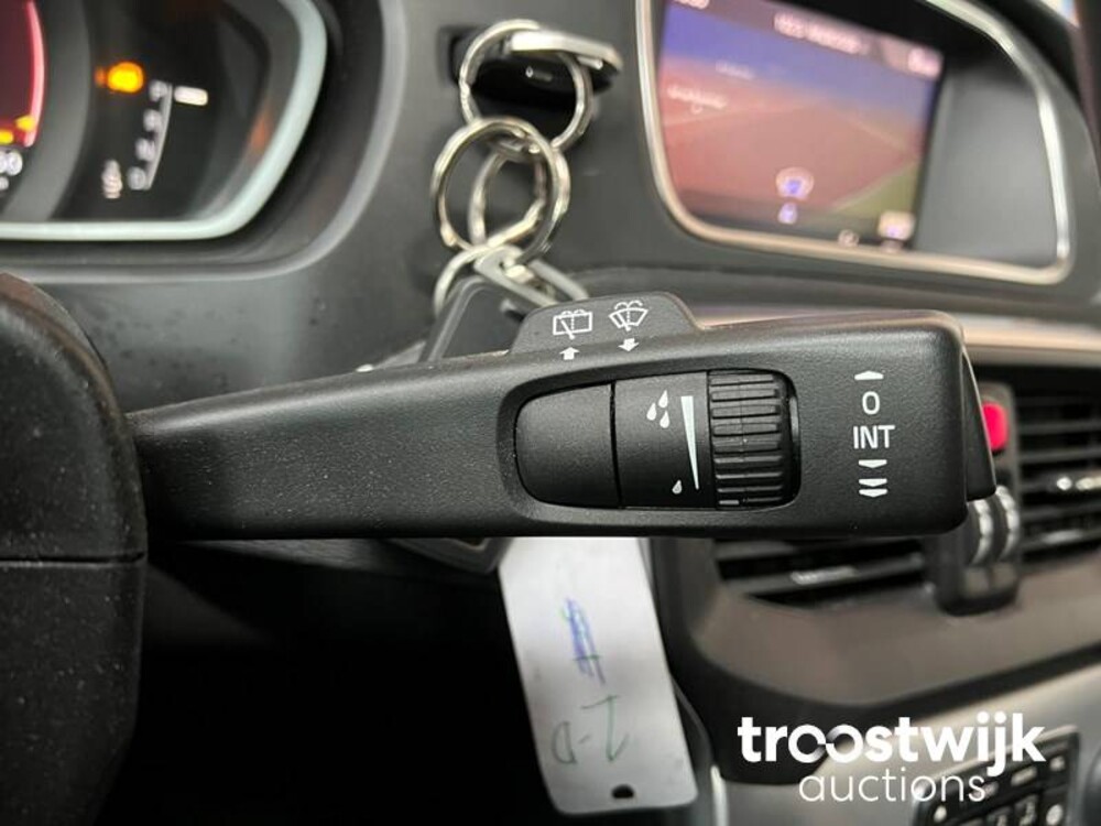 Volvo V40 Cross Country 2.0 D2 Edition FACELIFT -Orig. NL- 120pk 2018, TF-329-T