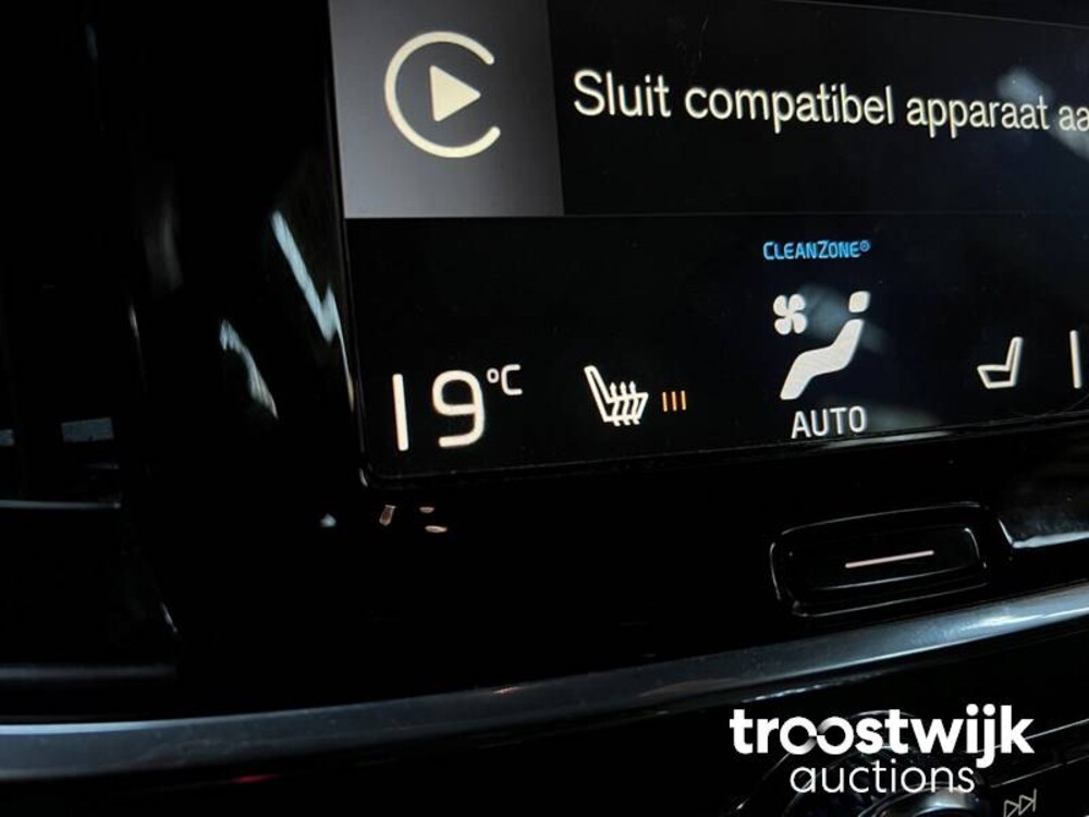 Volvo V90 R-Design 2.0 T4 Business Sport Auto