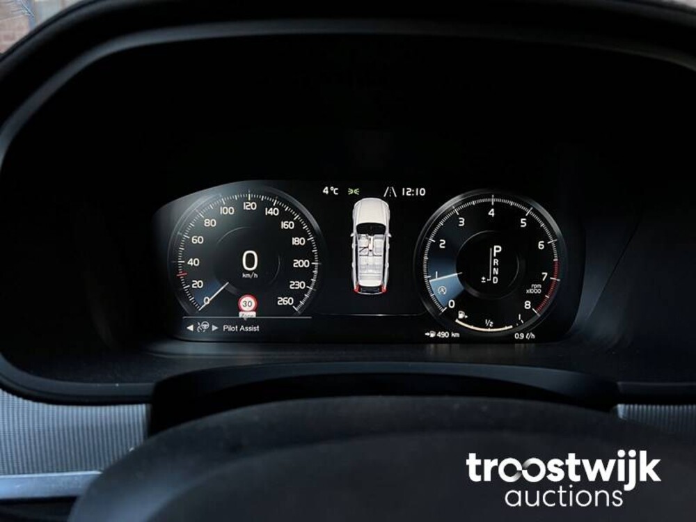 Volvo V90 R-Design 2.0 T4 Business Sport Auto