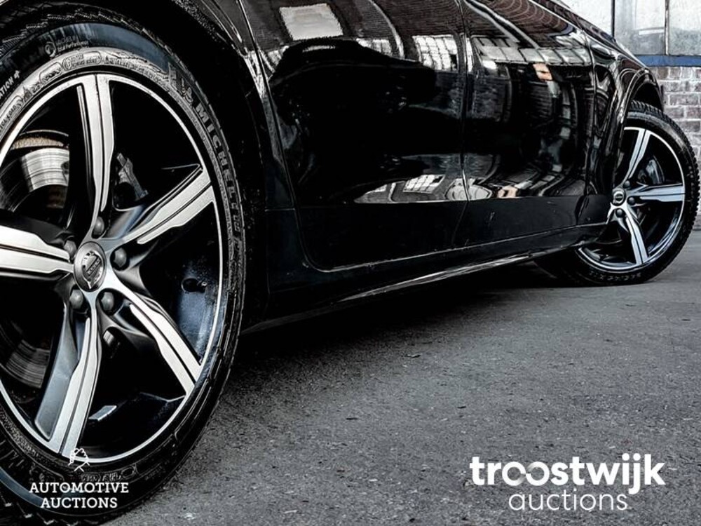 Volvo V90 R-Design 2.0 T4 Business Sport Auto