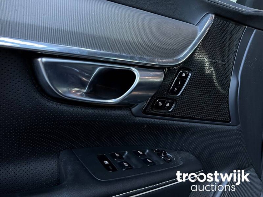 Volvo V90 R-Design 2.0 T4 Business Sport Auto
