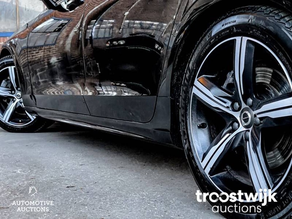 Volvo V90 R-Design 2.0 T4 Business Sport Auto
