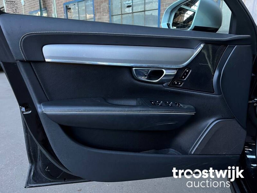 Volvo V90 R-Design 2.0 T4 Business Sport Auto