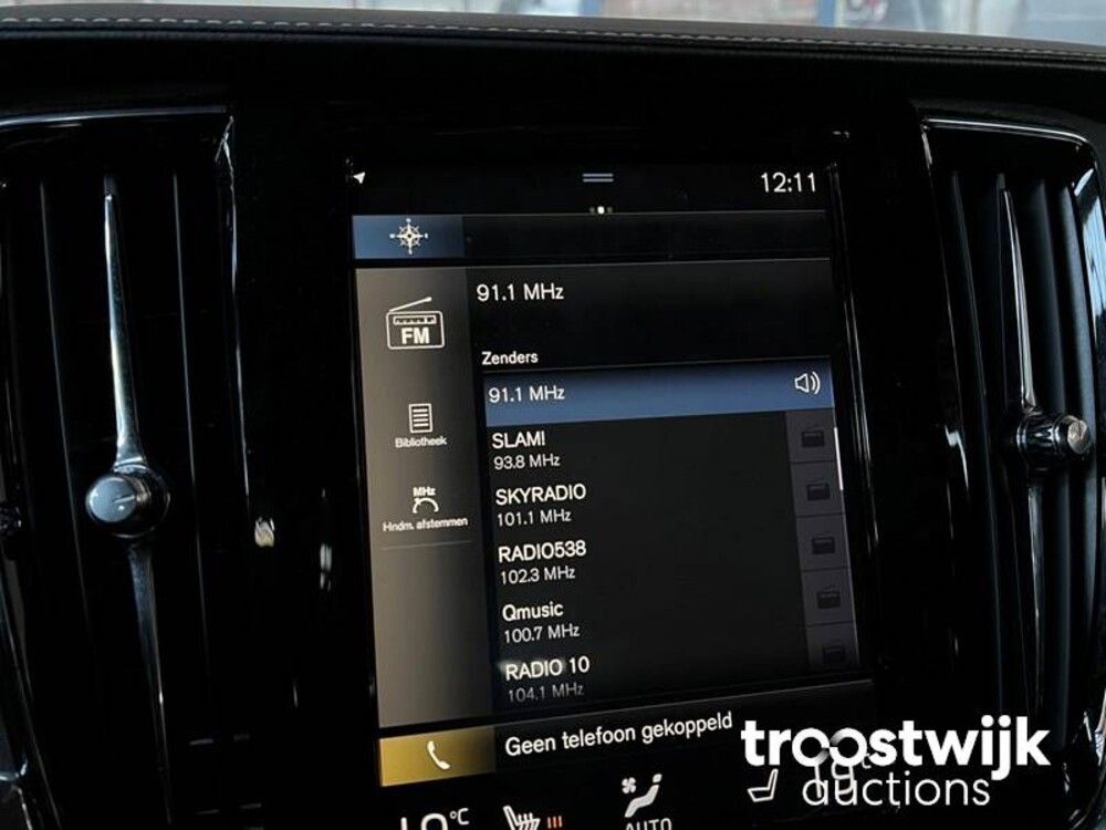 Volvo V90 R-Design 2.0 T4 Business Sport Auto