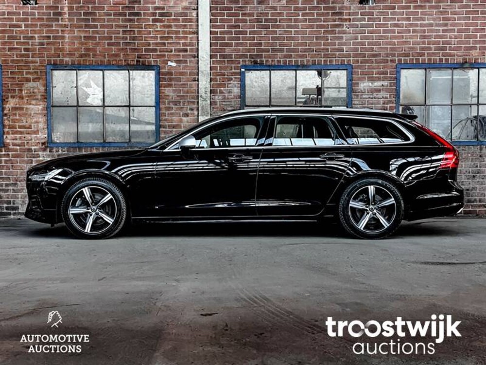 Volvo V90 R-Design 2.0 T4 Business Sport Auto