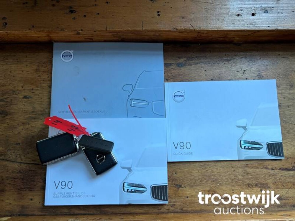 Volvo V90 R-Design 2.0 T4 Business Sport Auto