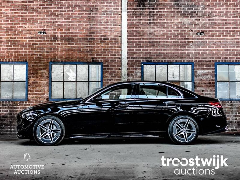 Mercedes-Benz C180 Mild Hybrid AMG Line Auto