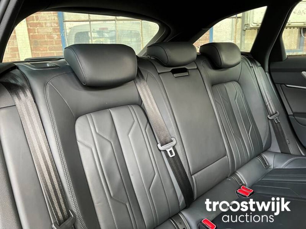 Audi A6 Avant 40 TDI Sport Auto