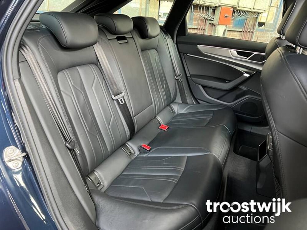 Audi A6 Avant 40 TDI Sport Auto