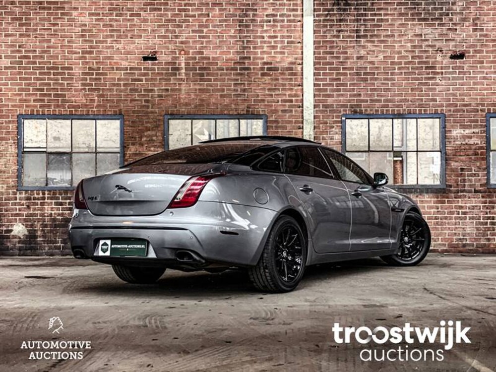 Jaguar XJ 5.0 V8 Premium Luxury LWB Auto