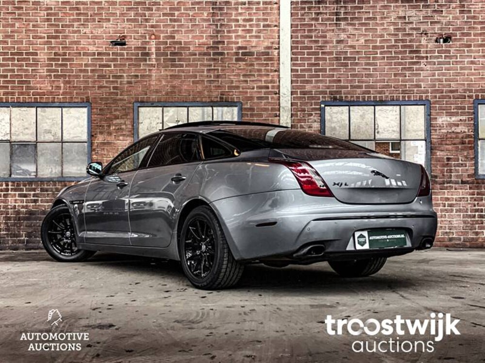 Jaguar XJ 5.0 V8 Premium Luxury LWB Auto