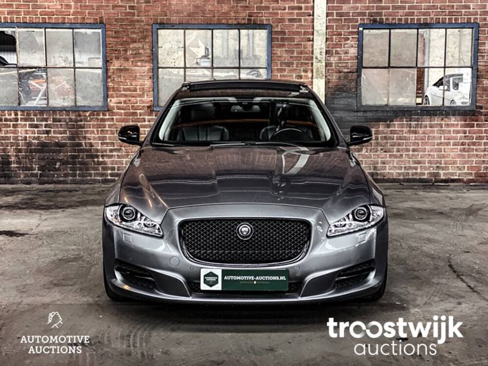 Jaguar XJ 5.0 V8 Premium Luxury LWB Auto