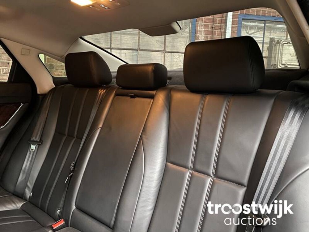 Jaguar XJ 5.0 V8 Premium Luxury LWB Auto