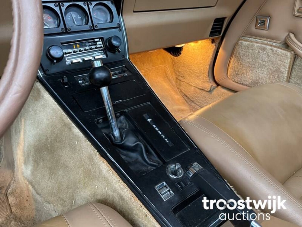 Chevrolet Corvette C3 Auto