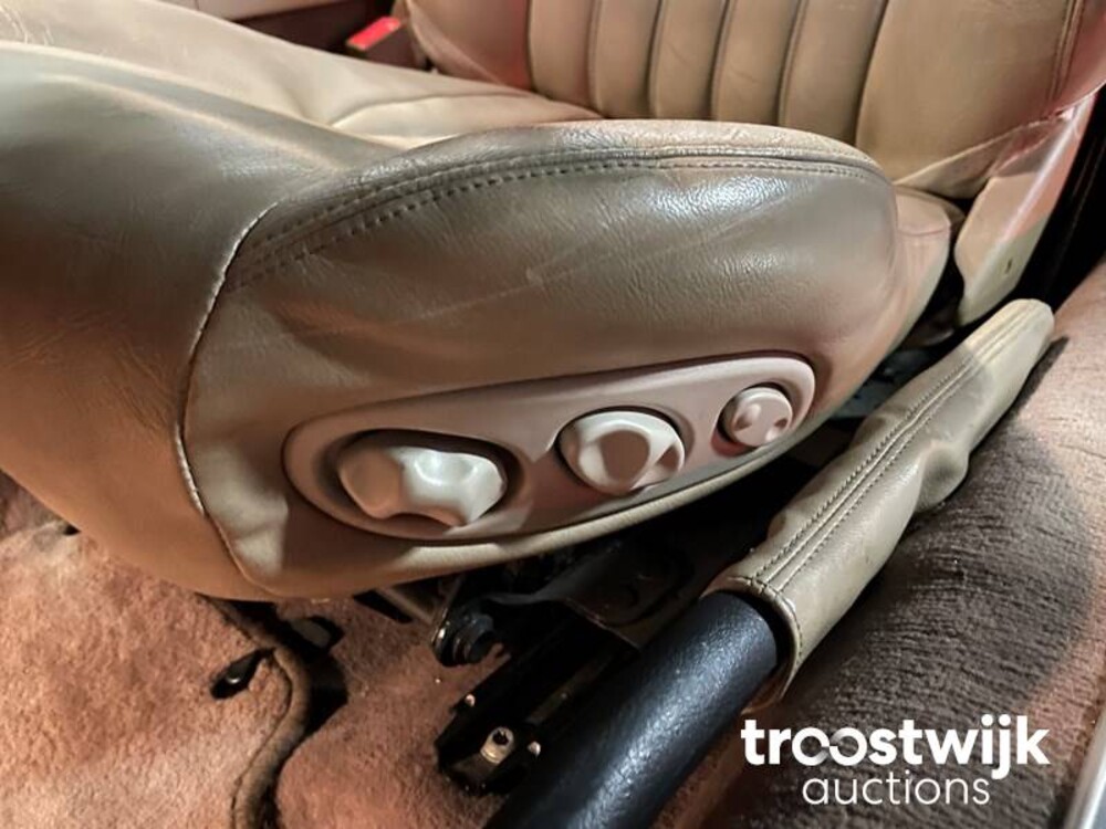 Jaguar XK8 4.0 V8 Convertible Auto