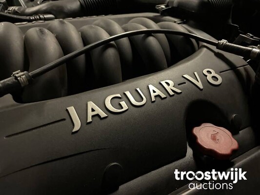 Jaguar XK8 4.0 V8 Convertible 286pk 2000, 07-XJ-GG
