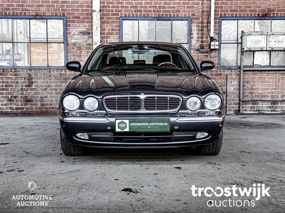 Jaguar XJ 3.5 V8 Executive Auto