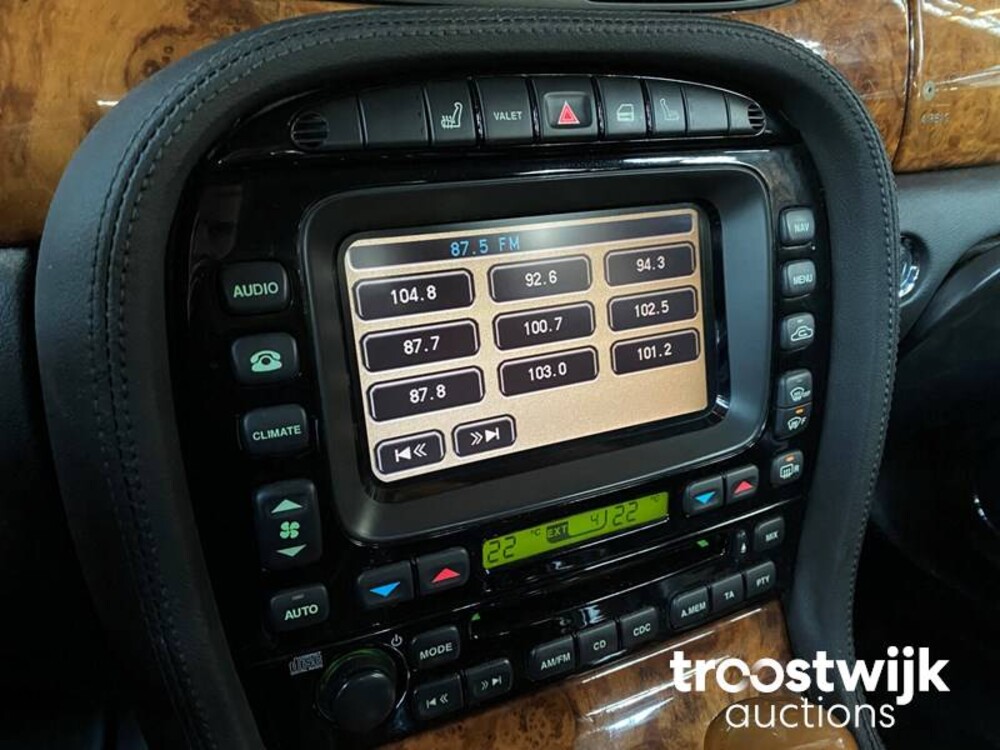 Jaguar XJ 3.5 V8 Executive Auto