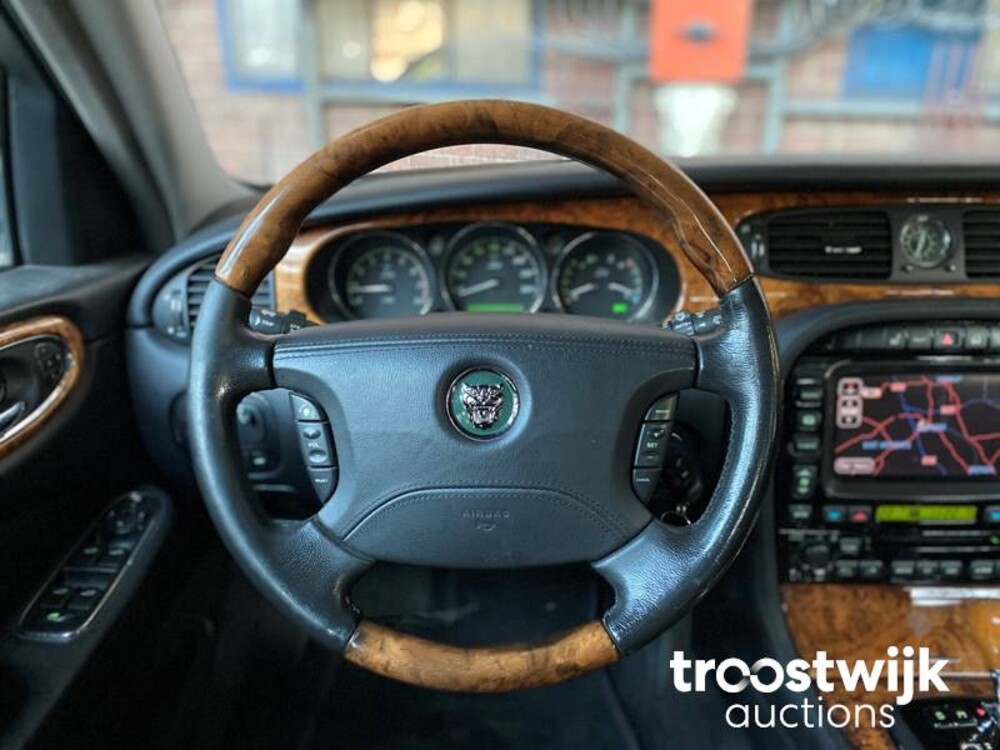 Jaguar XJ 3.5 V8 Executive Auto