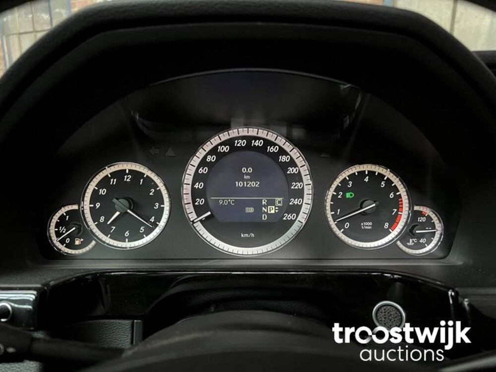 Mercedes-Benz E550 AMG 5.5 V8  Auto