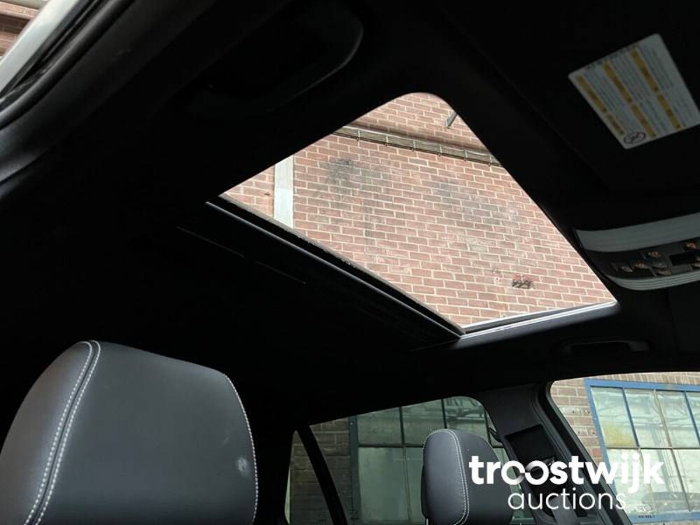 Mercedes-Benz E550 AMG 5.5 V8  Auto