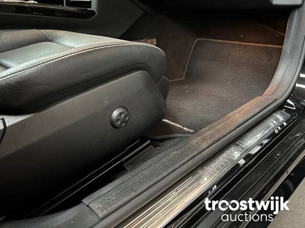 Mercedes-Benz E550 AMG 5.5 V8  Auto