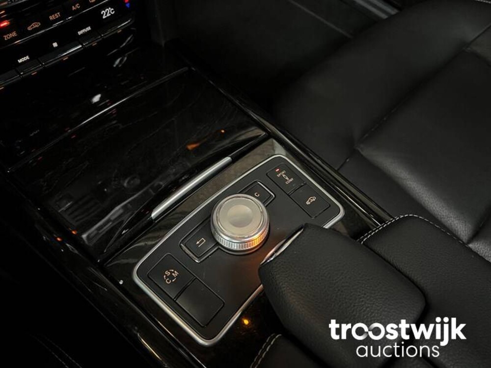 Mercedes-Benz E550 AMG 5.5 V8  Auto