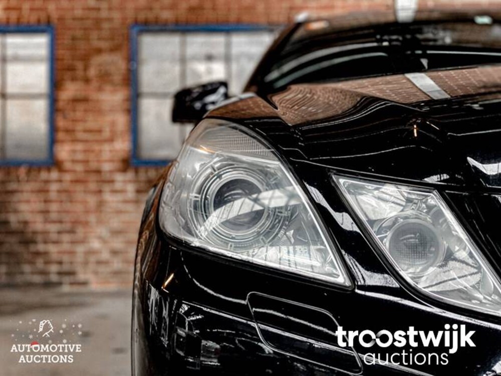 Mercedes-Benz E550 AMG 5.5 V8  Auto