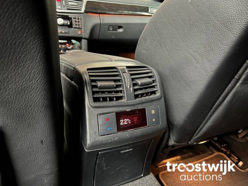 Mercedes-Benz E550 AMG 5.5 V8  Auto