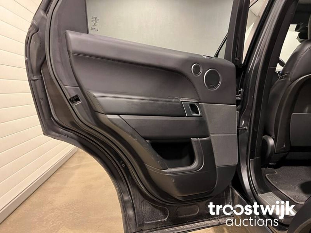 Land Rover Range Rover Sport 3.0 TDV6 HSE Dynamic Car