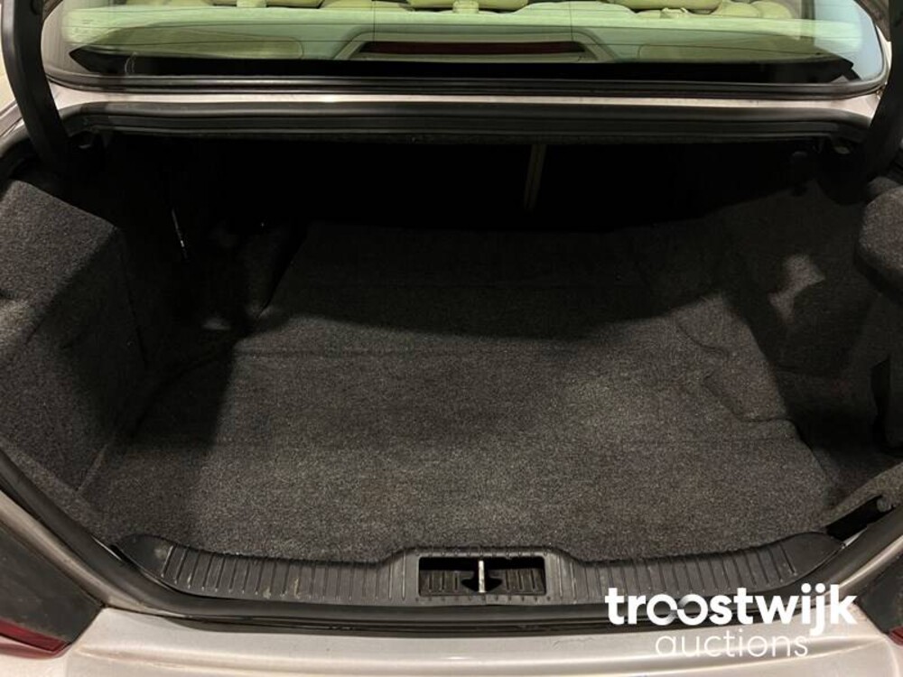 Jaguar S-type Executive 2.5 V6 Car