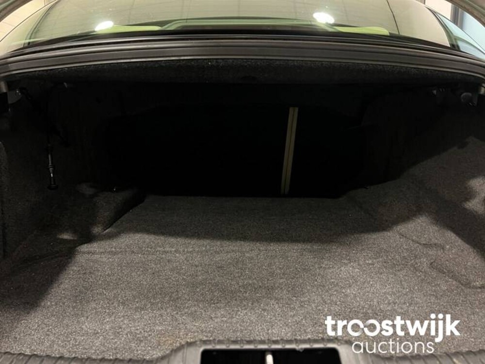 Jaguar S-type Executive 2.5 V6 Car