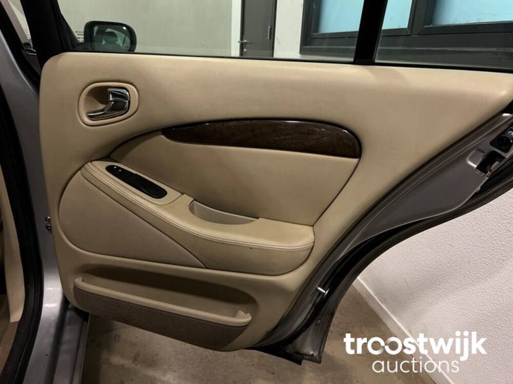 Jaguar S-type Executive 2.5 V6 Car